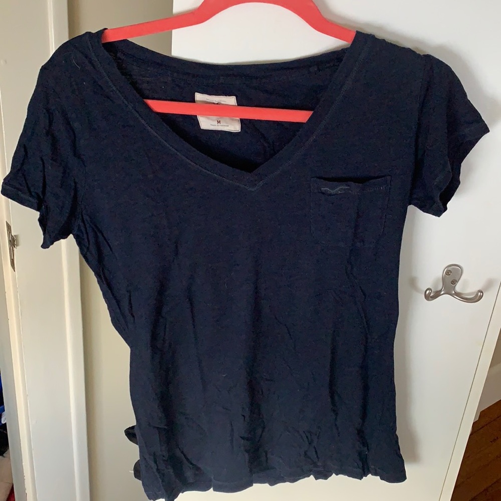 Hollister V-neck tee